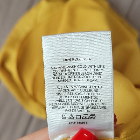 Express V-neck tank top - Picture 5 of 5